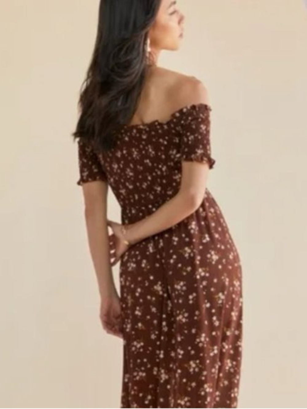 FRANCESCA’S | Perdita Brown Floral Off the Shoulder Maxi Dress